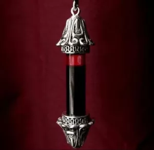 Vampire Liquid Blood Vial Necklace - Picture 1 of 1