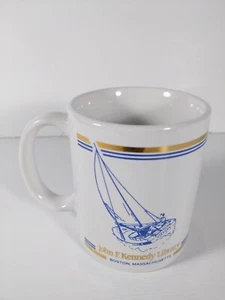 Taza De Colección John F Kennedy JFK Biblioteca Presidencial Recuerdo Cerámica Logo Boston MA - Imagen 1 de 6