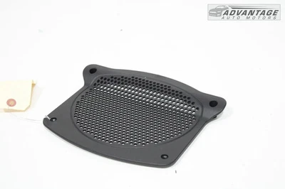 BMW 740I XDRIVE G12 2017-2022 parte delantera izquierda piso woofer altavoz cubierta OEM Foto 1 de 4