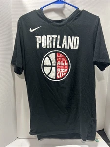 Nike T-Shirt schwarz-weiß klassisch Rundhals | guter Zustand - Bild 1 von 4