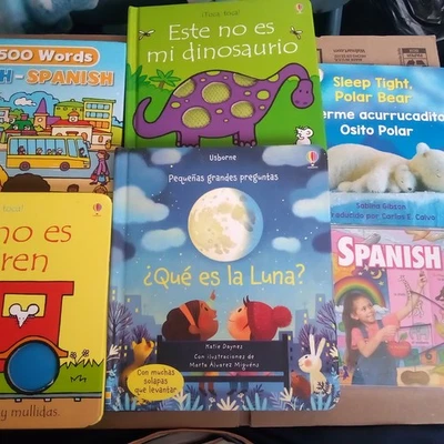 Lot D- Learning Spanish for Children, 5 Hardbacks + 1 CD - Image 1 of 4