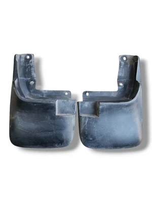 97-01 HONDA CR-V CRV - FRONT LEFT & RIGHT - MUD FLAP SET FLAPS OEM GENUINE  - Image 1 of 2