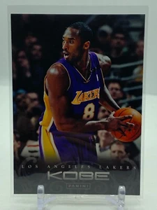 Baloncesto KOBE BRYANT #71 - 2012-13 Panini KOBE ANTHOLOGY - Los Angeles Lakers - Imagen 1 de 2