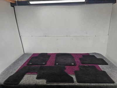 ALFOMBRA ALFOMBRILLA DODGE DURANGO GT 12-25 AWD FILA DELANTERA TRASERA DERECHA O IZQUIERDA Foto 1 de 4