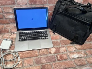 Apple MacBook Pro 13-inch 2009 Mid 2.4GHz I5 A12782GB RAM 160GB HDD Core 2 Duo - Picture 1 of 6