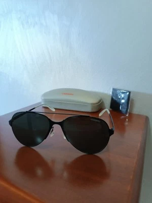 Occhiali da sole Carrera modello 113/S aviatore a goccia colore nero  - Immagine 1 di 4