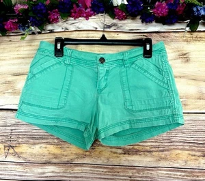 Pantaloncini corti donna Unionbay verde brillante taglia 9 - Foto 1 di 10