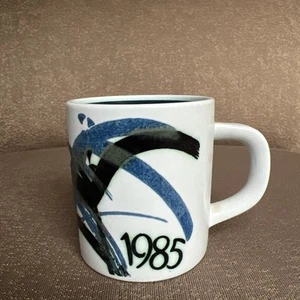 Royal Copenhagen Cups 1985 Fajance 3" Mug Coffee - Picture 1 of 6