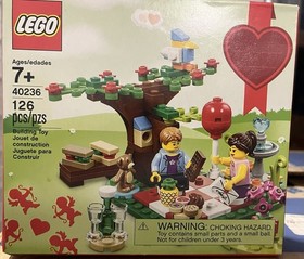 Lego Boxed Set 40236 Romantic Valentine's Picnic, Limited Edition, NEW, Sealed