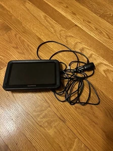 Garmin dēzl 770 Large Easy-to-Read 6” GPS Truck Navigator - Picture 1 of 3