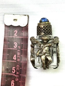 Vtg. Cherub FRENCH MINIATURE PERFUME BOTTLE BY SAINT-GOBAIN DESJONQUÈRES 1960'S - Picture 1 of 5
