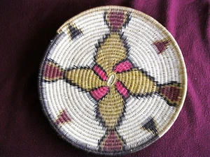 Cesta tejida a mano Panamá Wounan con diseño de molinete en tejido apretado 1330 - Imagen 1 de 3
