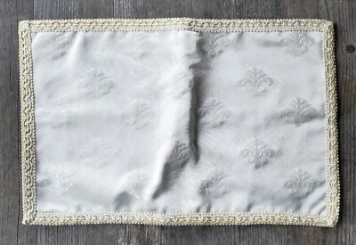 Gorgeous San Leucio Italy Silk Museum Silk Brocade Table Mat - Image 1 of 4