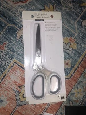 Fiskars Fringe Scissor-Cut Paper Uniformly- Model# 124600 - Image 1 of 2