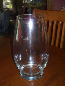 11" CLEAR VASE CANDLE HOLDER/VASE - Picture 1 of 1