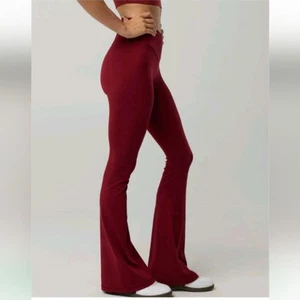 OFFLINE By Aerie Real Me High Waisted Crossover Flare Legging Gr. M - Bild 1 von 7