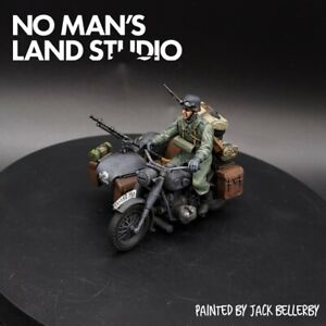 Pro Painted 1/35 Scale Tamiya German R75 Motorcycle With Sidecar Waffen Ss