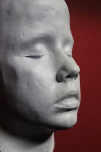 Linda Blair 1:1 Life Mask - Exorcist - Picture 1 of 3