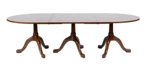 Kittinger Williamsburg  Mahogany Three Pedestal Dining Table w 2 Leaves CW 66 65 - Picture 1 of 12