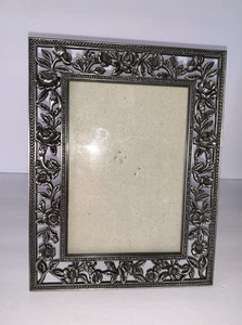 Metall Blumen Filigran 4,75 x 3,25" Bild Aufsteller Samt Unterlage Rahmen 6,5 x 5" - Bild 1 von 12