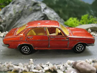 Majorette Chrysler 180 No.208 1:60 scale 1972 in red - Image 1 of 4