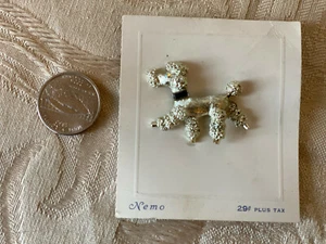 Broche prendedor vintage de metal dorado con textura caniche perro p1062 Nemo - Imagen 1 de 2