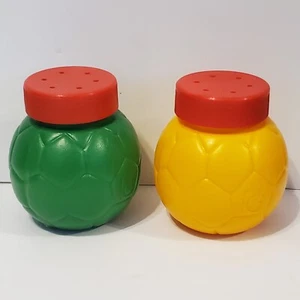 Salt Shakers  Soccer Ball Salero Mexicano Futbol  Taqueria Juego con 2 Mexican - Picture 1 of 3