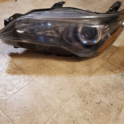 Toyota Camry 2015-2017 OEM conjunto de faros izquierdo pieza #: 8115006C70 Foto 1 de 4