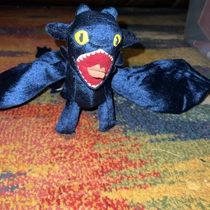 Dream Works 16 Zoll Drachenzähmen leicht gemacht bewegliche Plüschflügel - Bild 1 von 9
