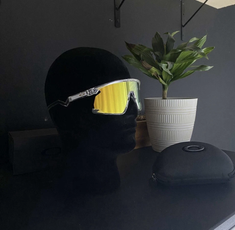 Clear And Gold Oakley Bxtr - Image 1 of 3