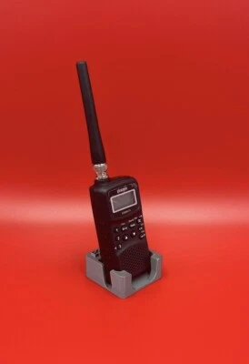 Desktop stand - Uniden 3ZI-33 XLT Radio Scanner - Image 1 of 4
