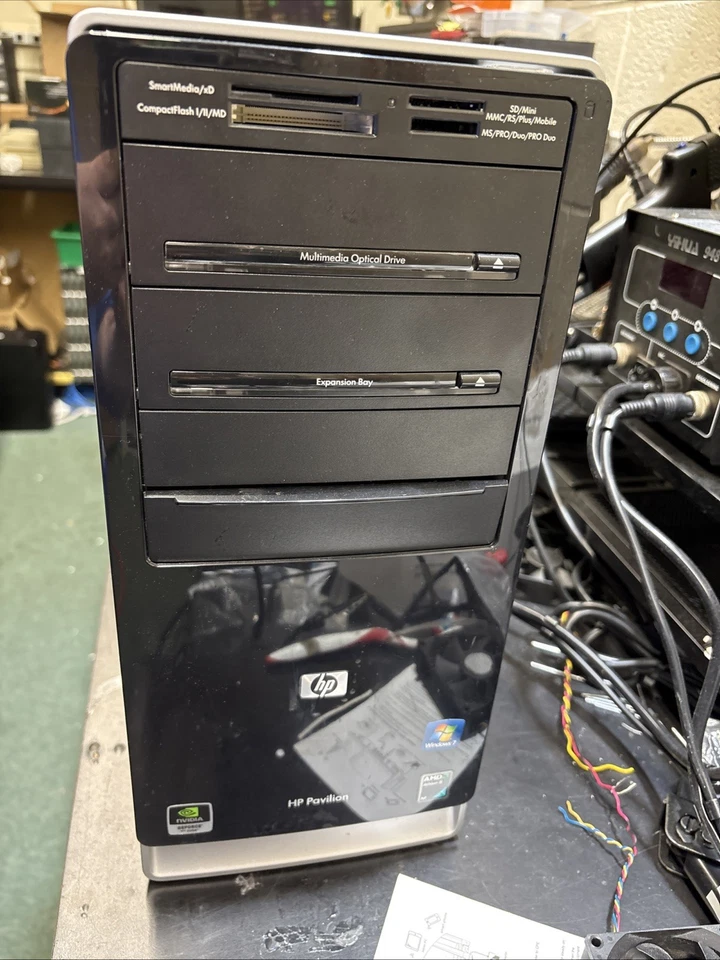 HP Pavilion Barebones Amd Athlon 2 X2 250 8GIGS DDR3 Foto 1 de 4