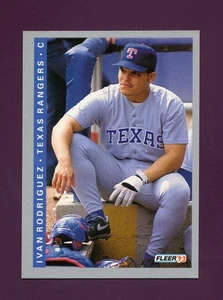 1993 Fleer - Ivan Rodriguez #327 Texas Rangers - Picture 1 of 2
