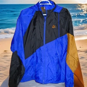 NIKE VINTAGE MENS WINDBREAKER JACKET WITH HOOD SIZE LARGE - Picture 1 of 4