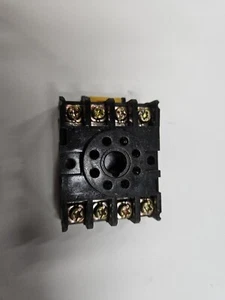 DS-8-A Young Electronics 8 pines relé enchufe 10 amp 300 voltios tornillo terminal CH08 - Imagen 1 de 3