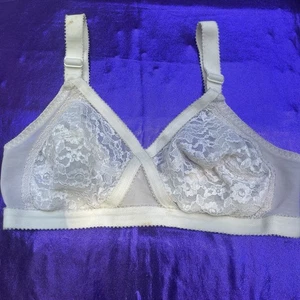 Vintage Playtex Cross Your Heart Bra 34d FAIR Condition Stains As Is - Picture 1 of 6