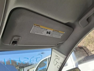 Parasol derecho pasajero se adapta a 10-17 EQUINOX 3766436 Foto 1 de 4