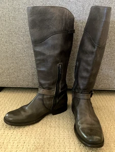 Stivali alti da equitazione donna FRYE Phillip in pelle grigia con zip e imbracatura taglia 7,5 - Foto 1 di 19