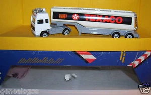 Corgi Volvo Globetrotter Truck Tank Texaco IN Box - Picture 1 of 1