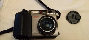 Olympus CAMEDIA C-3000 Zoom 3.3MP Digital Camera - Picture 1 of 6