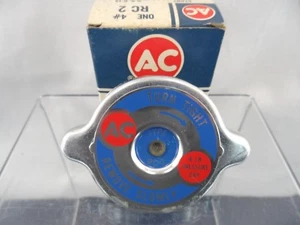 Tapa de radiador de lote antiguo 63-64 camión GMC 4000 5000 5500 6000 7000 65 GMC 4000 W6500 RC2 - Imagen 1 de 12