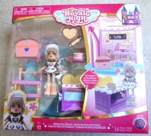 Royale High Baking Class Playset Doll, No Code Roblox 2024 New, open box - Picture 1 of 3