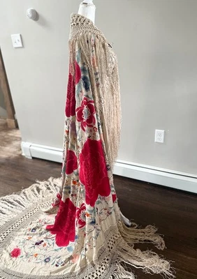 Antiguo Mantón de Piano Manton De Manila Seda Bordado a Mano Floral 1910 100"x100" Foto 1 de 4