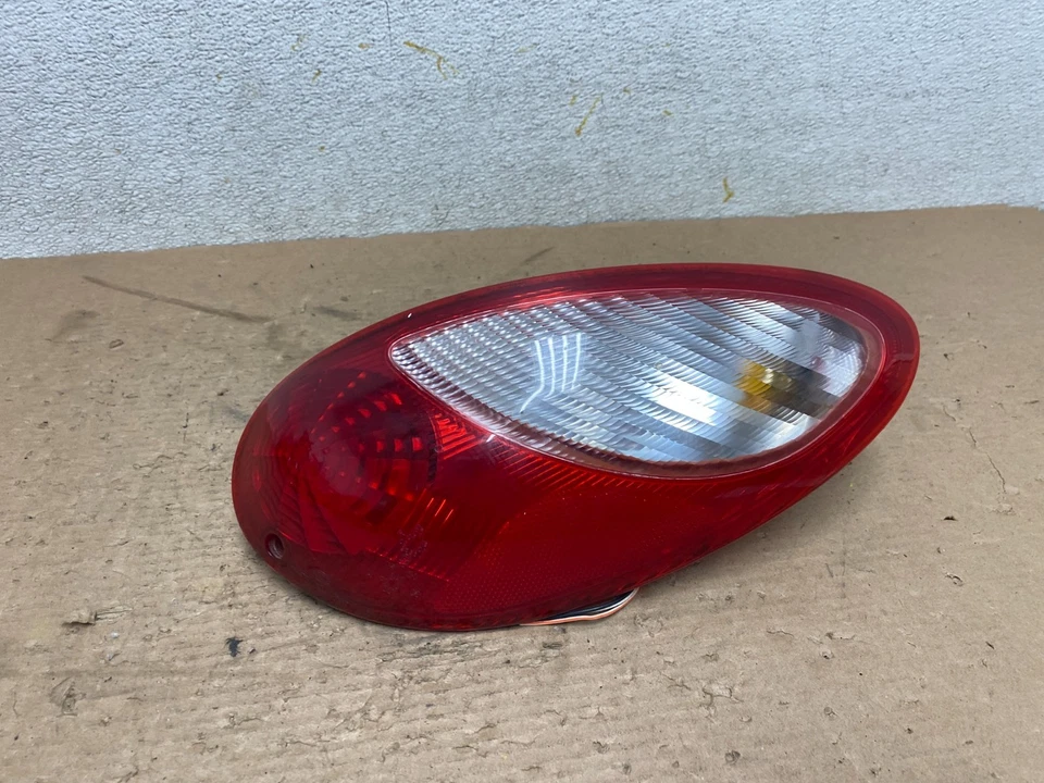 2006年至2010年克莱斯勒PT巡洋舰右乘客右手尾灯Oem O9475 DW — 第 1/4 张图片