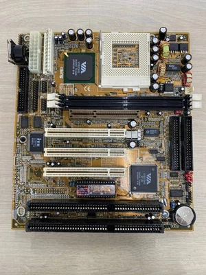 Placa madre 35-c861-01-11 Socket 370 Foto 1 de 4