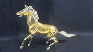 Caballo de pie de latón ornamental - 7,75" de alto - Imagen 1 de 8