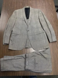 Vintage Phoenix Clothes Gray Wool 2 Piece Suit Jacket coat 42R Pants 30x29” - Picture 1 of 12