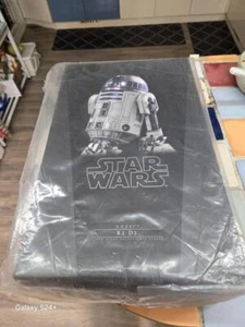 US 2017 Brand New Hot Toys MMS408 STAR WARS: The Force Awakens R2-D2 - Picture 1 of 2