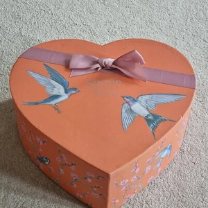 SANCTUARY SPA ORANGE BIRD PINK BLOSSOM HEART SHAPE RIBBON TRIM STORAGE GIFT BOX - Picture 1 of 5