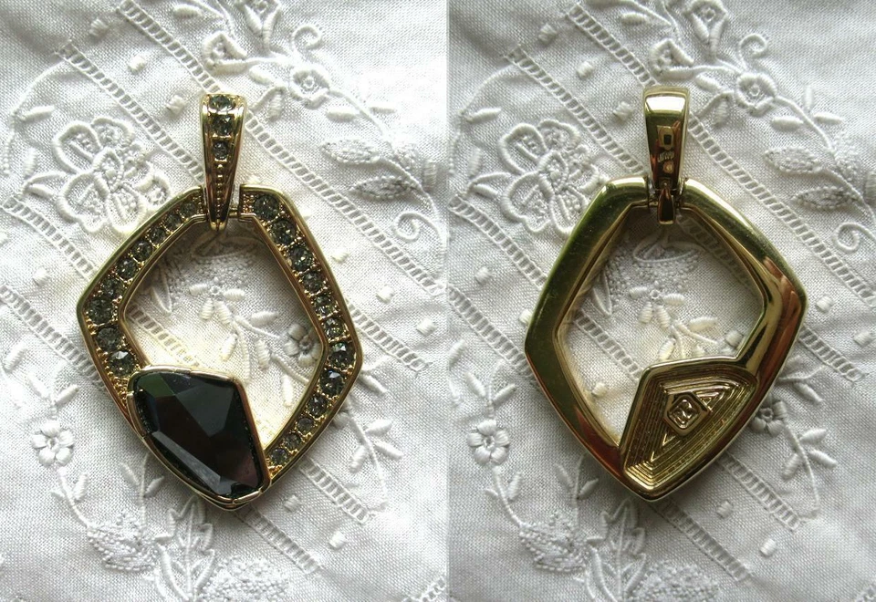 GOLDENER ANHÄNGER - ANTHRAZITFARBENER STEIN - KRISTALL - PIERRE LANG - Bild 1 von 1